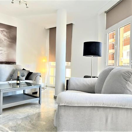 Rentcostadelsol Malagueta Arenal Малага Екстер'єр фото