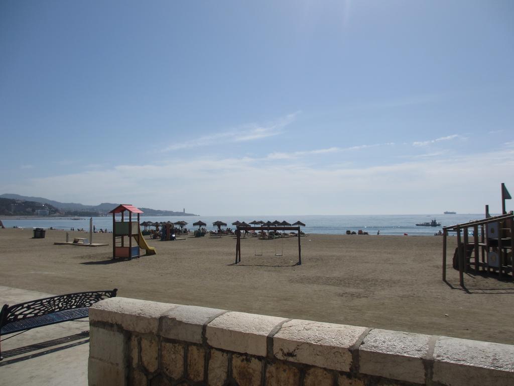 Rentcostadelsol Malagueta Arenal Малага Екстер'єр фото
